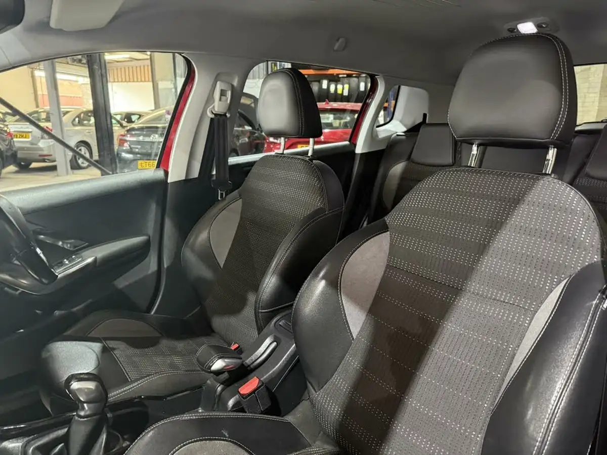 2018-peugeot-2008-suv-12-puretech-allure-82bhp-big-9