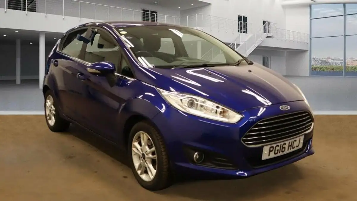 2016-ford-fiesta-10t-zetec-100ps-ecoboost-5d-powershift-big-4