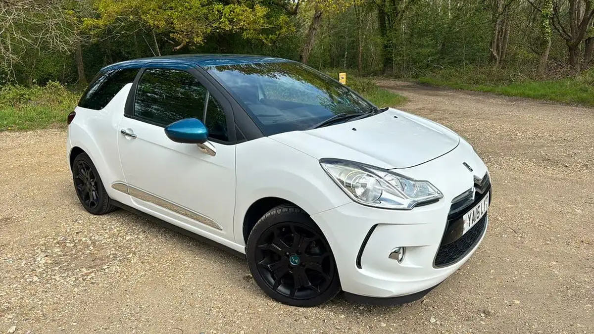 2015-citroen-ds3-12-dstyle-plus-big-0