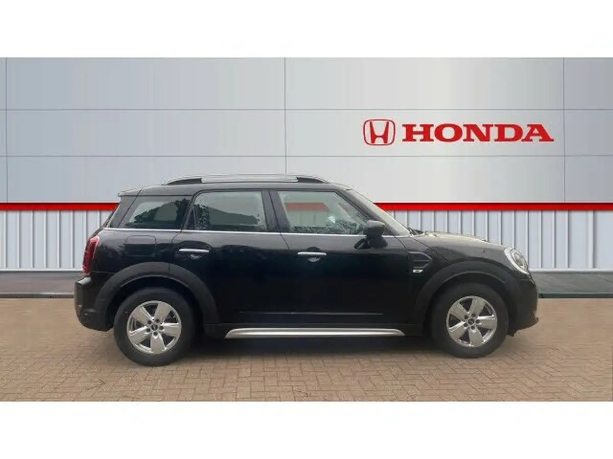 2021-mini-countryman-15-cooper-classic-auto-big-4