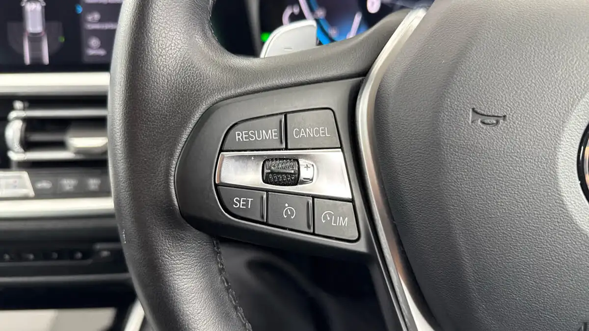 2021-bmw-3-series-20-330e-se-pro-touring-5d-big-21