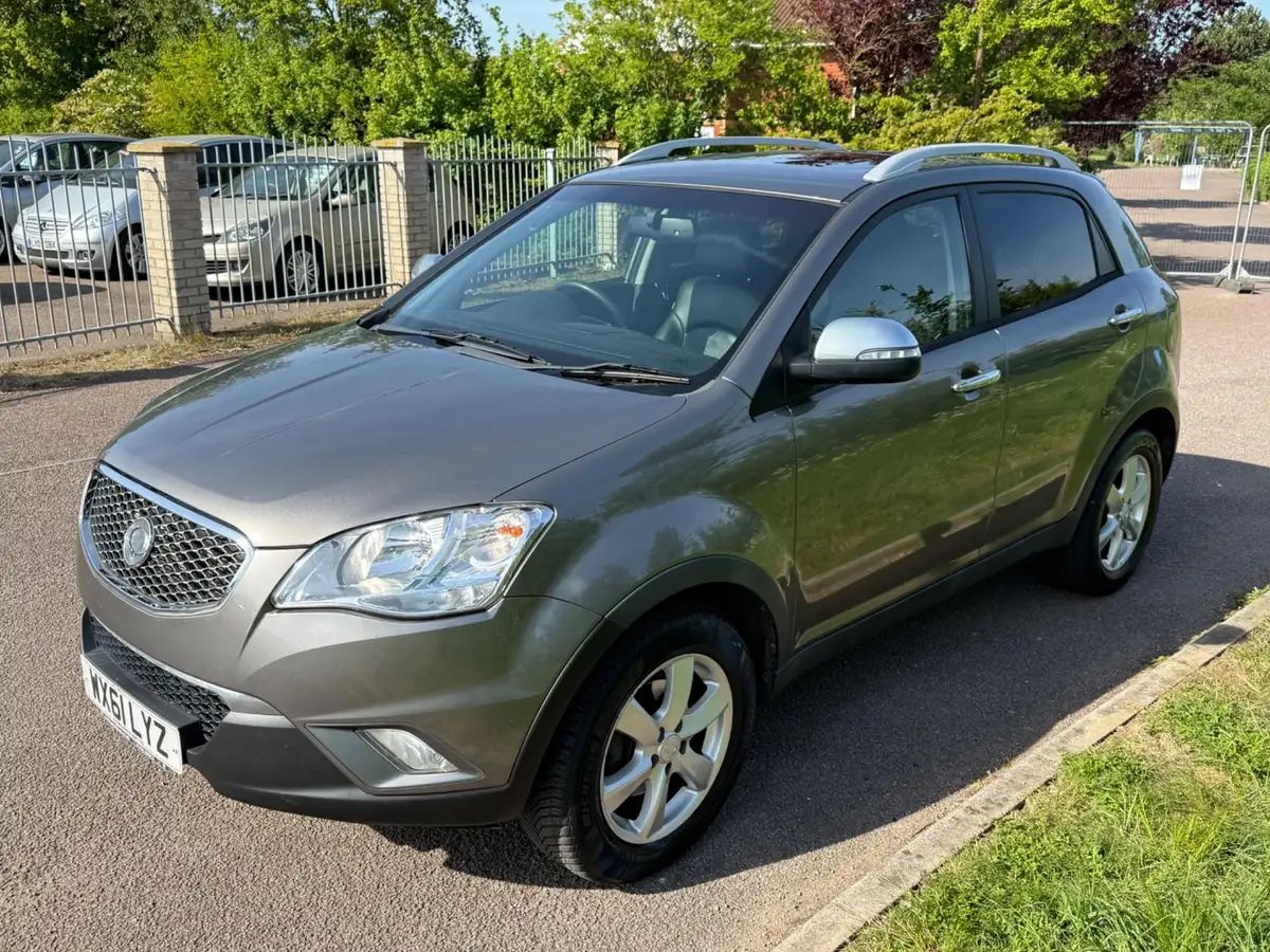 2012-kgm-ssangyong-korando-20td-ex-auto-big-2