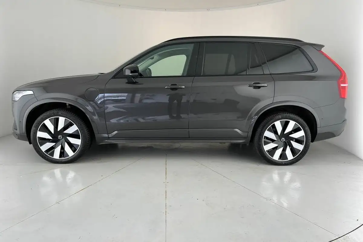 2024-volvo-xc90-20-t8-plus-big-23