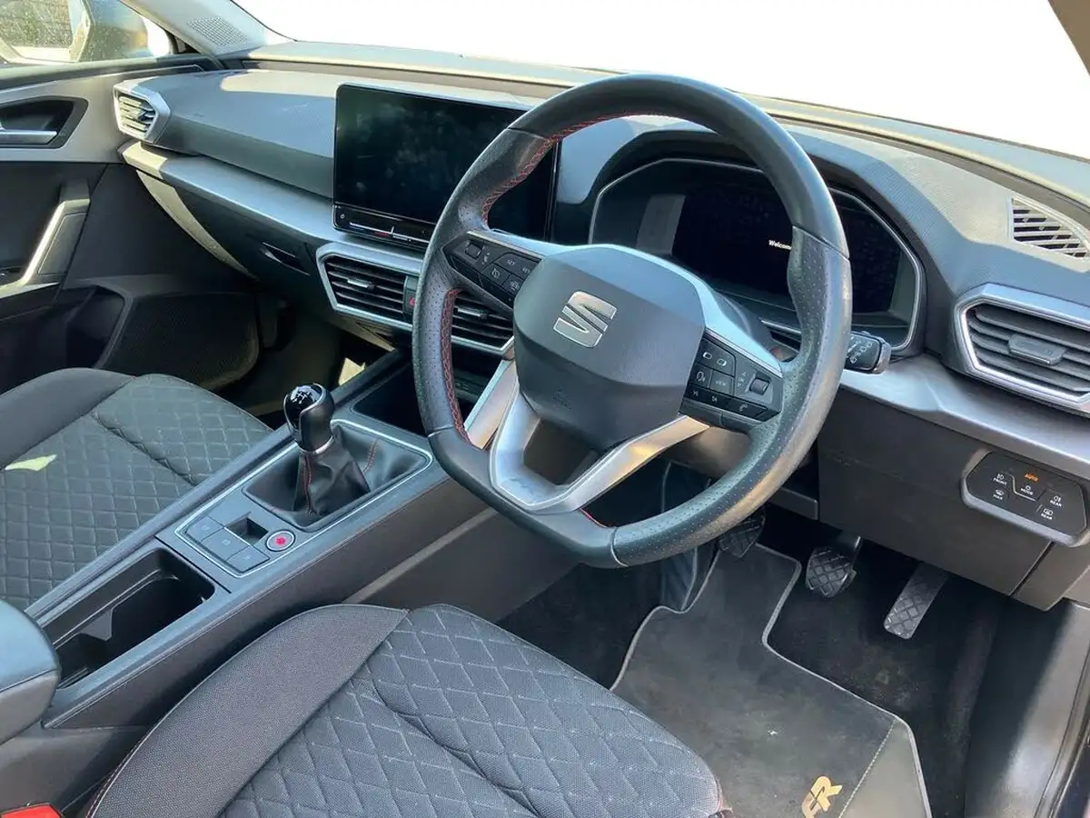 2021-seat-leon-10-tsi-evo-fr-hatchback-big-8