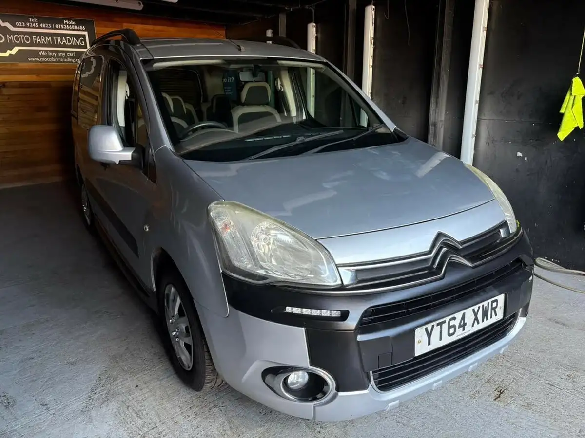2014-citroen-berlingo-16hdi-xtr-90ps-airdream-egs6-big-10