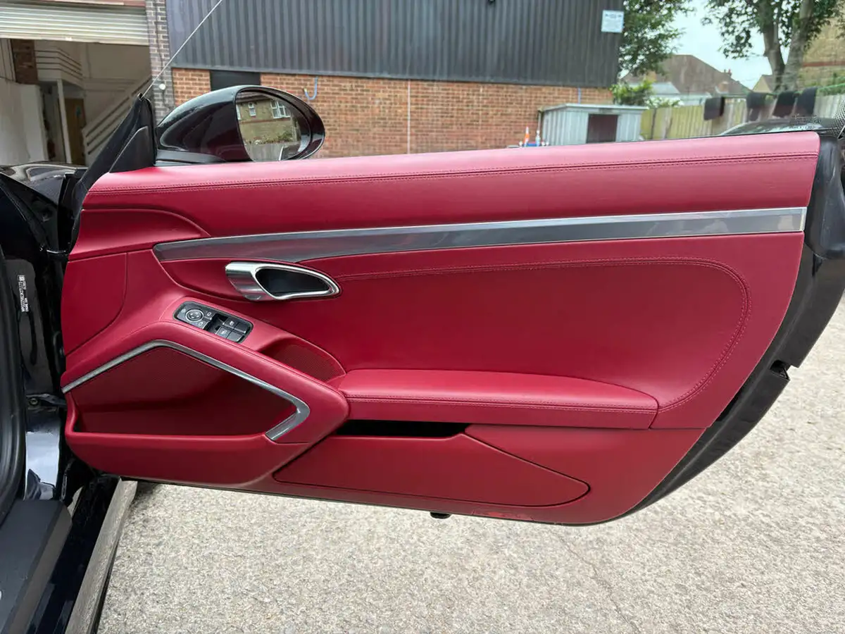 2018-porsche-cayman-718-25-cayman-s-ss-pdk-big-20