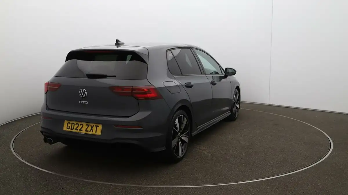 2022-volkswagen-golf-20tdi-gtd-big-56