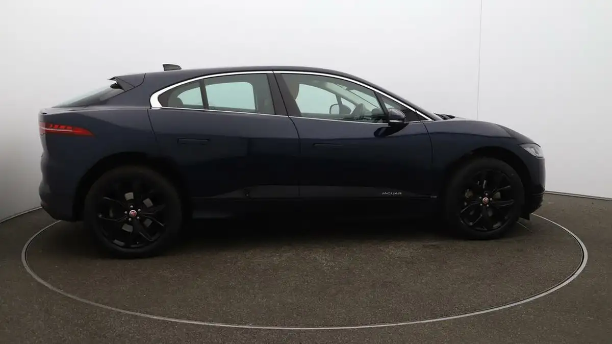 2021-jaguar-i-pace-ev400-hse-big-50