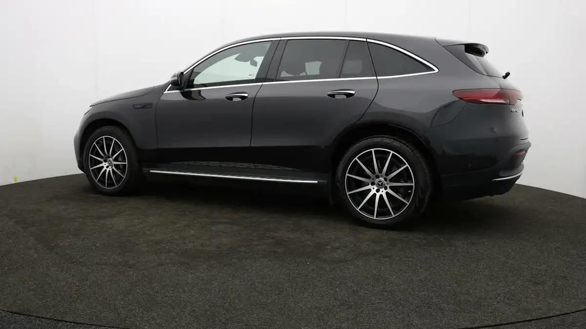 2022-mercedes-benz-eqc-e-eqc-400-amg-line-big-64