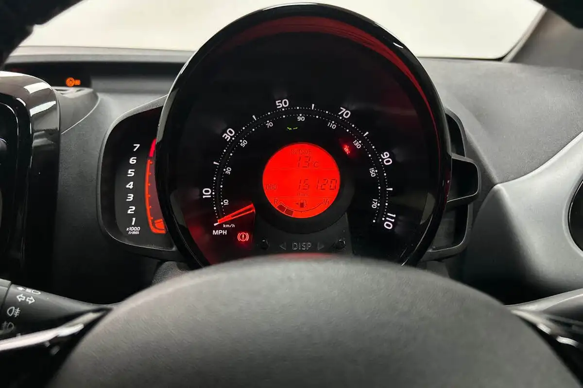2021-toyota-aygo-10-vvt-i-x-trend-tss-big-9