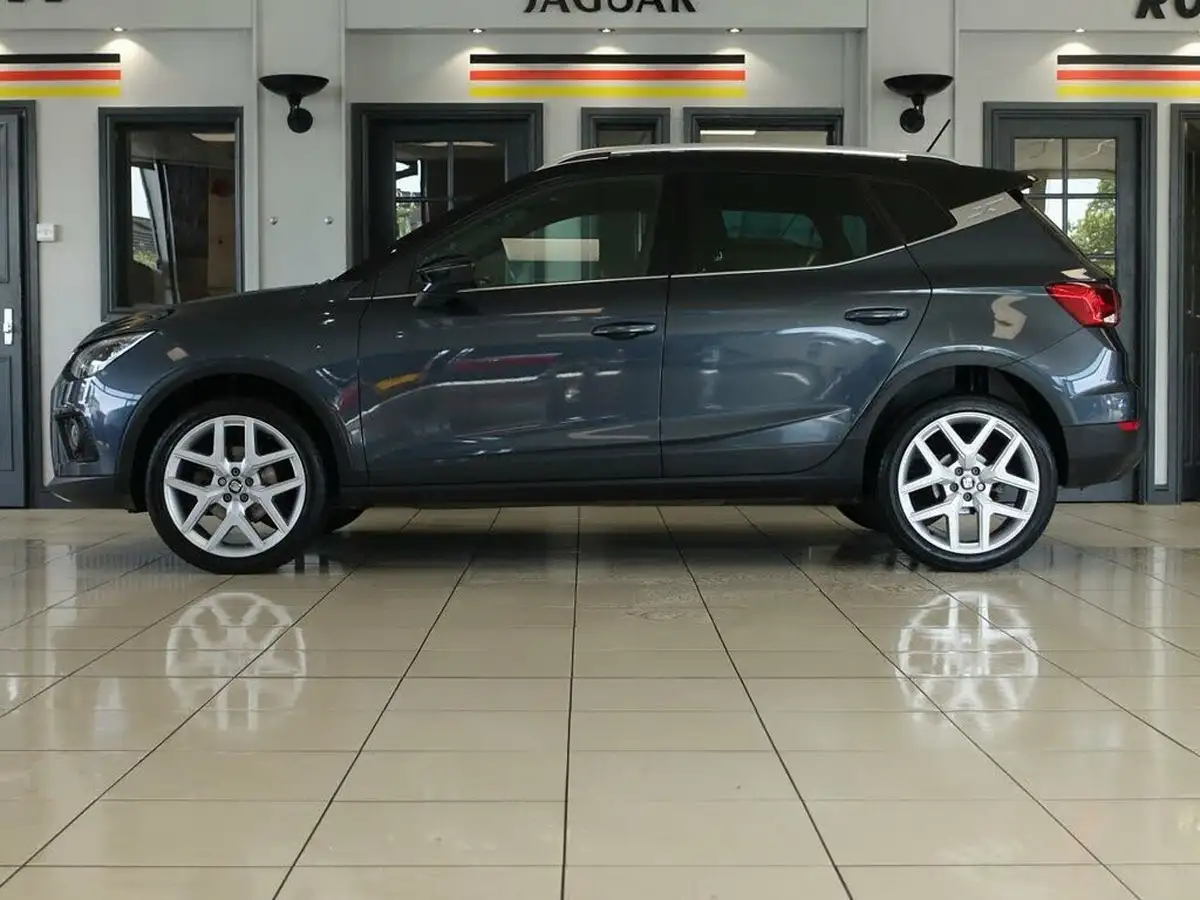 2019-seat-arona-10-tsi-fr-sport-ss-big-8