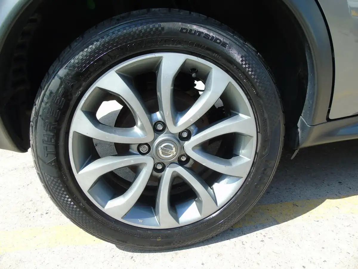 2016-nissan-juke-16-tekna-117ps-1598cc-xtronic-cvt-big-8