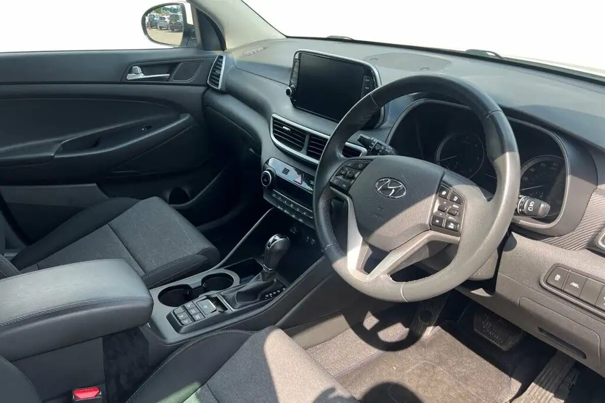 2021-hyundai-tucson-16crdi-se-nav-136ps-dct-big-8