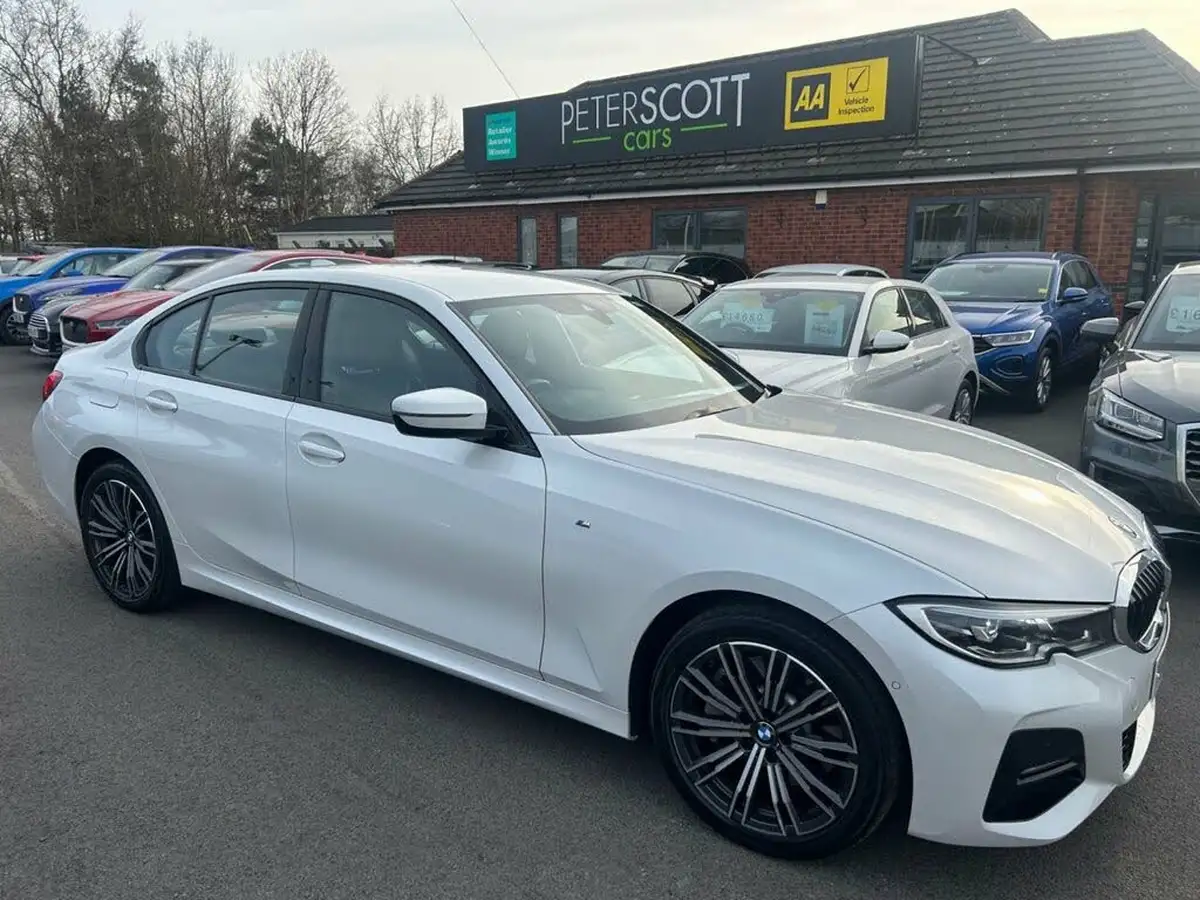 2019-bmw-3-series-20-330e-m-sport-plus-pack-big-32