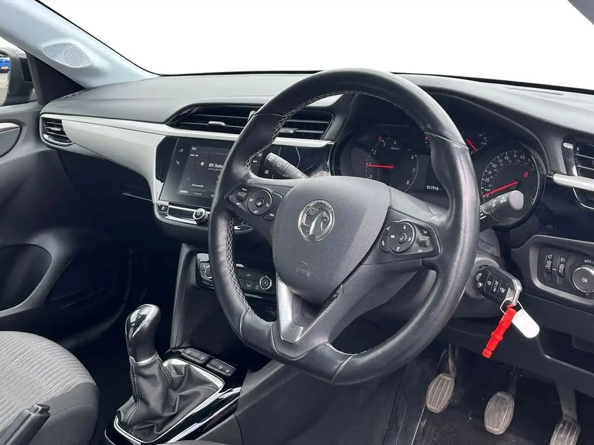 2021-vauxhall-corsa-12i-se-premium-big-5