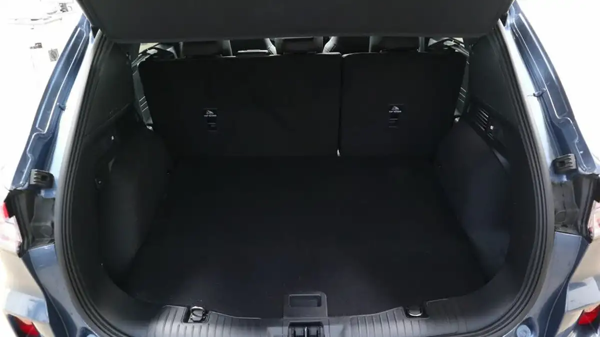 2024-ford-kuga-25t-st-line-x-edition-225ps-phev-big-10