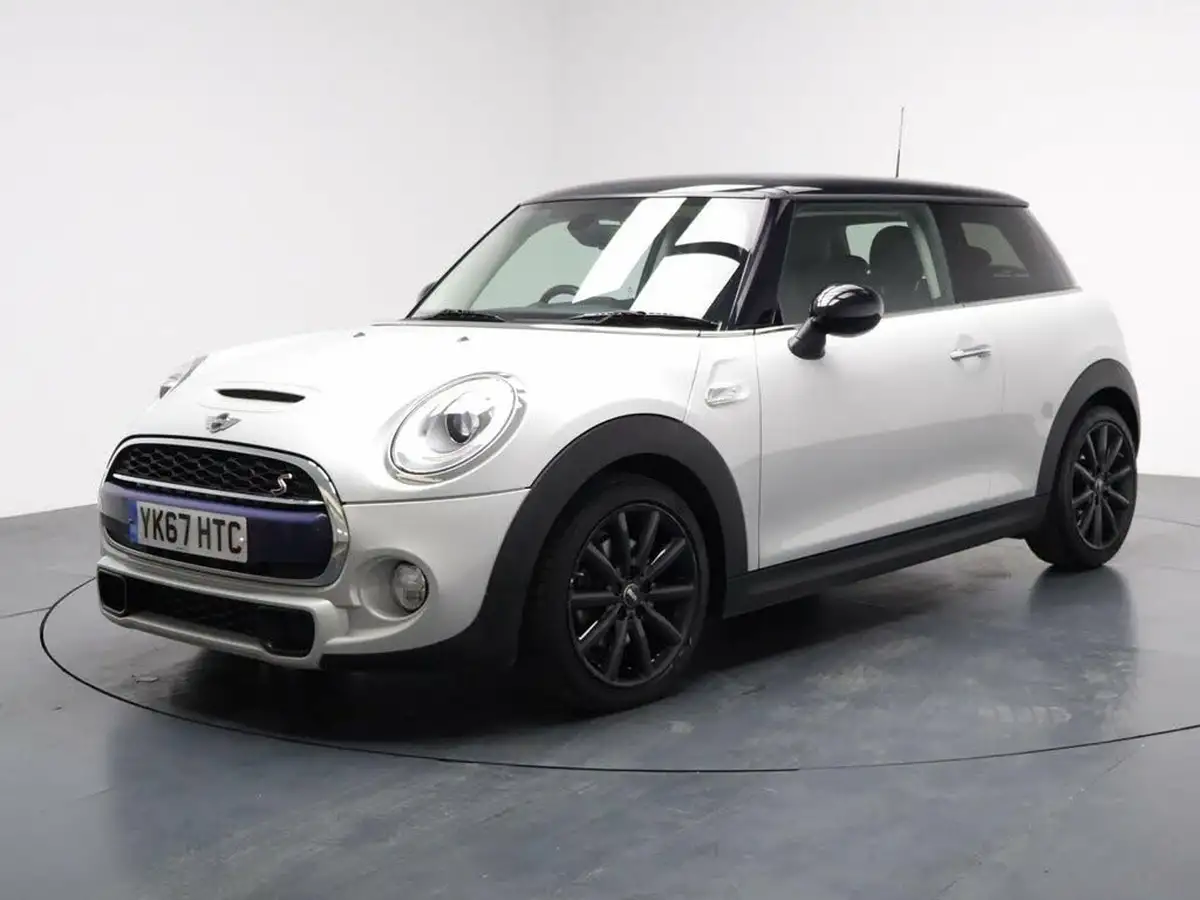 2018-mini-cooper-20-cooper-s-ss-hatchback-3d-big-5