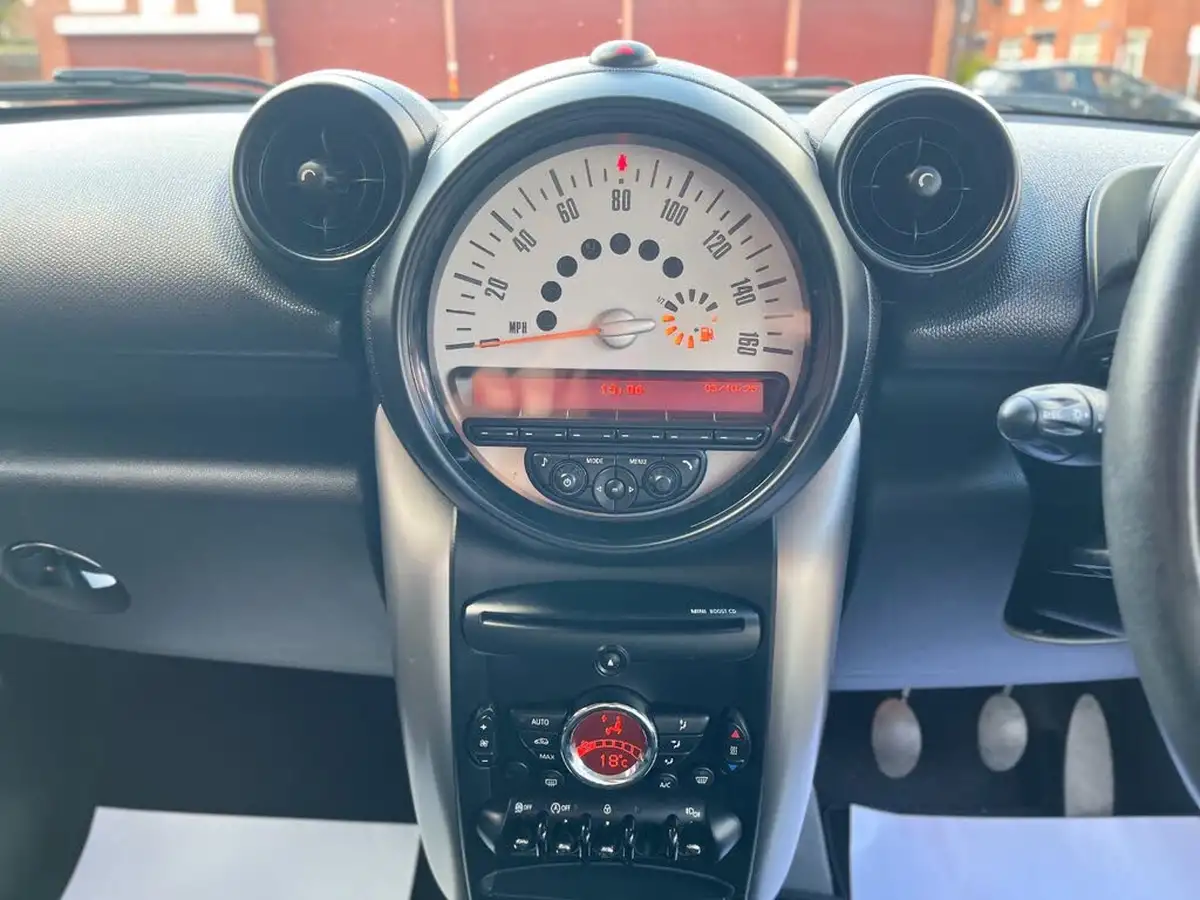 2013-mini-paceman-16td-cooper-d-4x4-all4-big-12