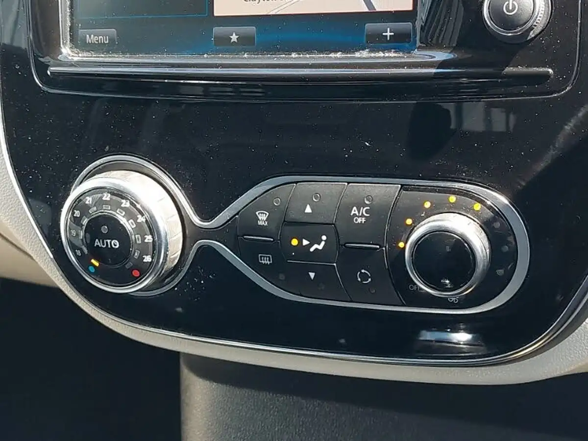 2019-renault-captur-09-tce-gt-line-big-16