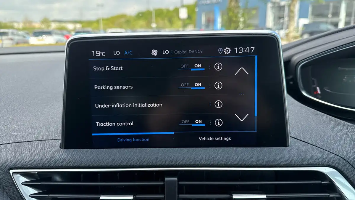 2023-peugeot-3008-suv-15-bluehdi-active-premium-eat8-big-37