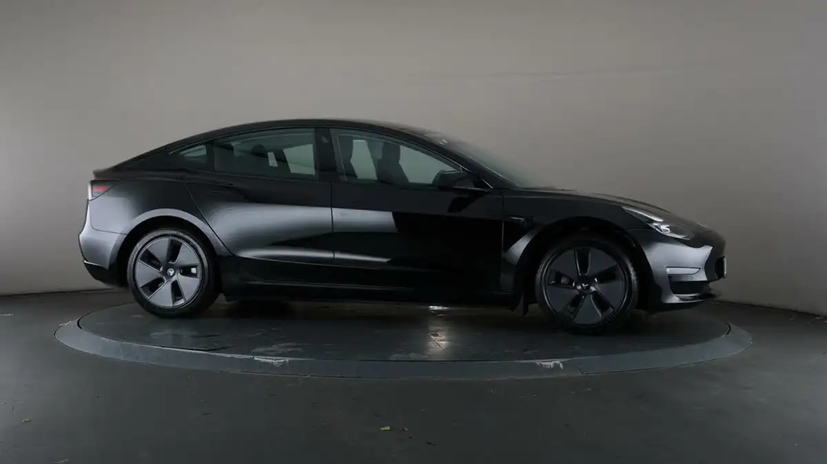 2021-tesla-model-3-e-long-range-4x4-big-58