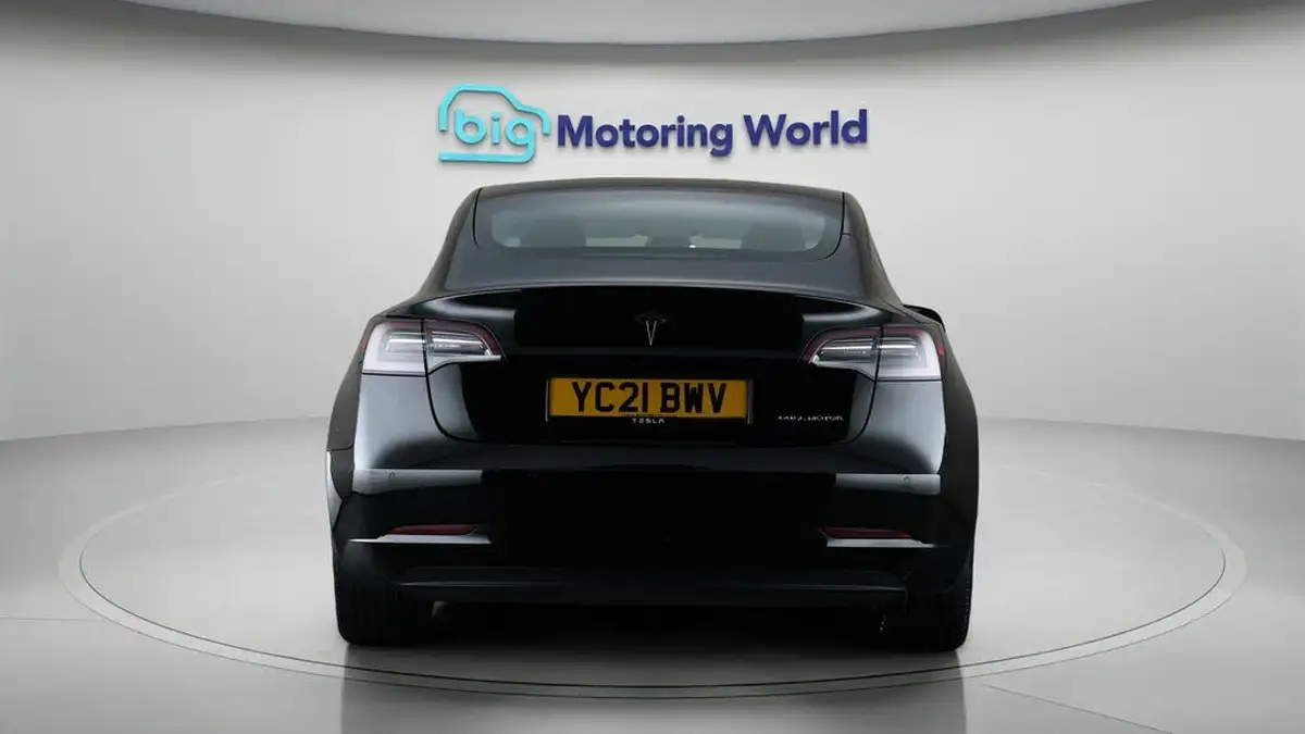2021-tesla-model-3-e-long-range-4x4-big-6