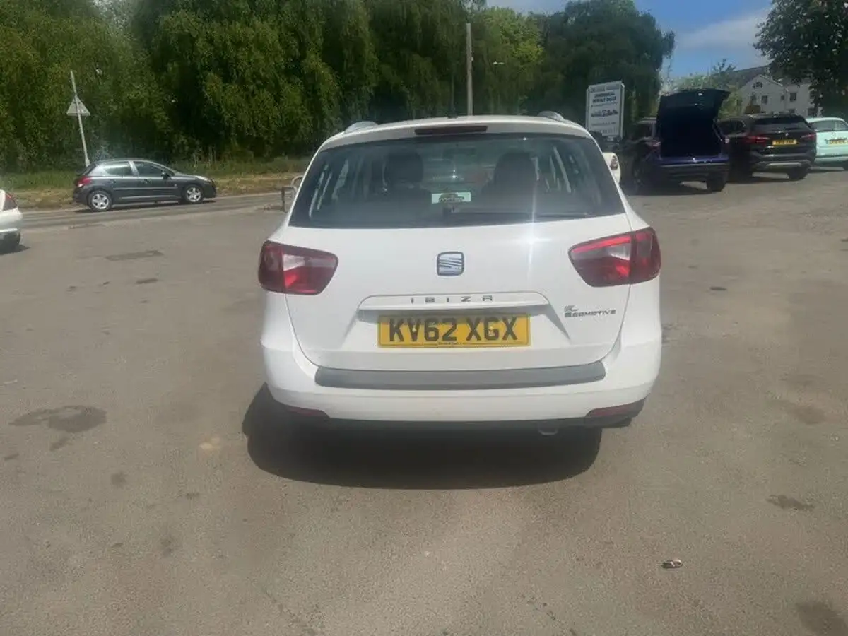 2012-seat-ibiza-12td-se-75-st-estate-5d-big-6