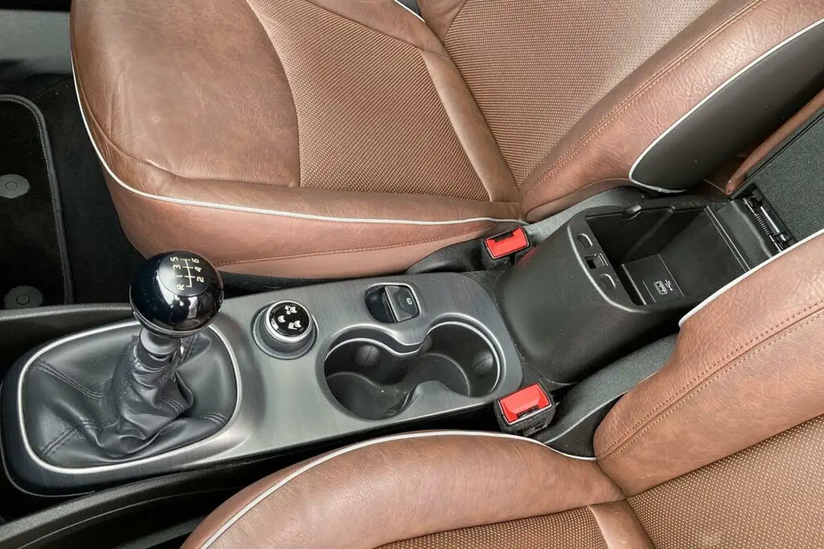 2016-fiat-500x-14-multiair-lounge-big-15