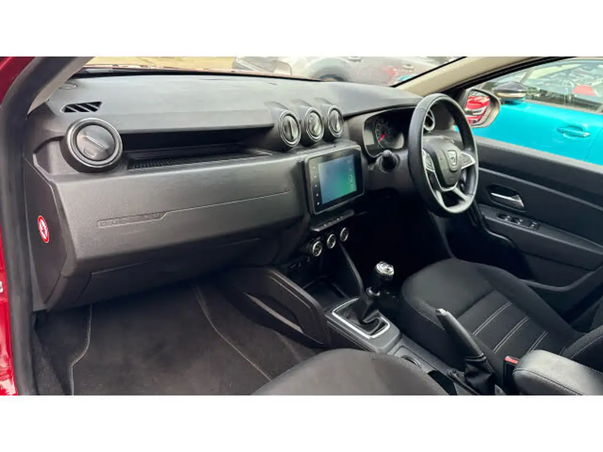 2022-dacia-duster-15dci-comfort-115hpeu6d-4x2-window-van-big-8