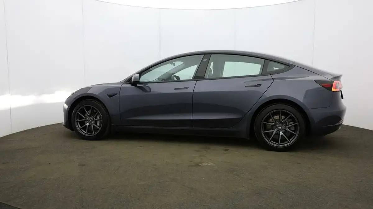 2021-tesla-model-3-e-long-range-awd-big-66