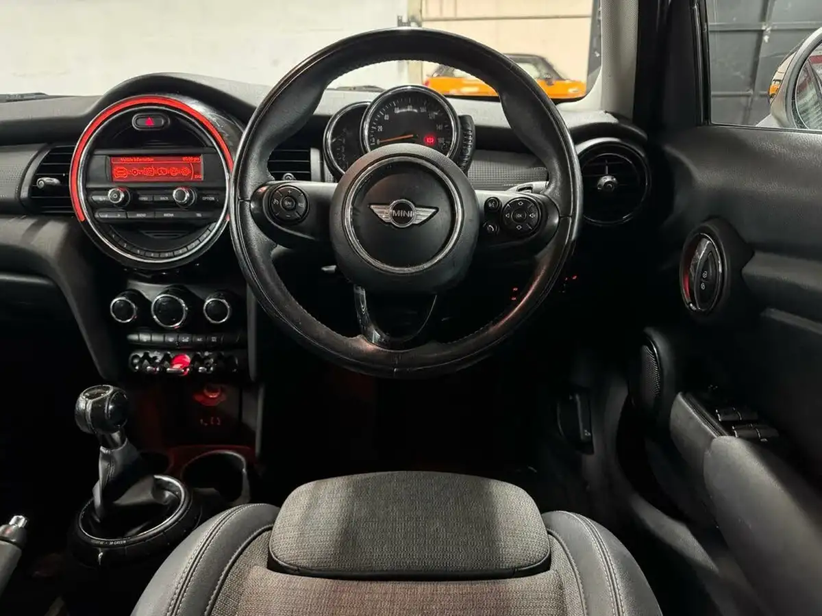 2015-mini-cooper-15td-cooper-d-114bhp-5d-big-35