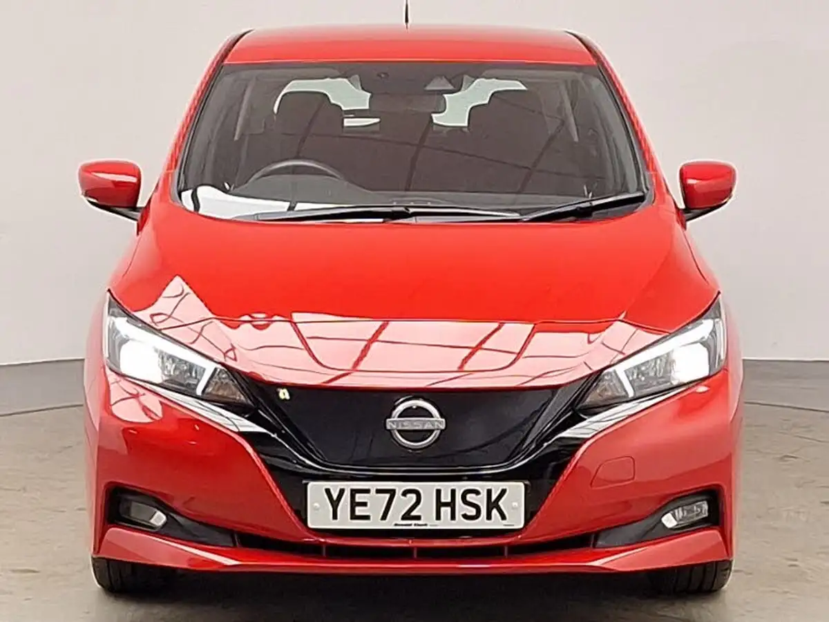 2022-nissan-leaf-e-acenta-39kwh-big-11