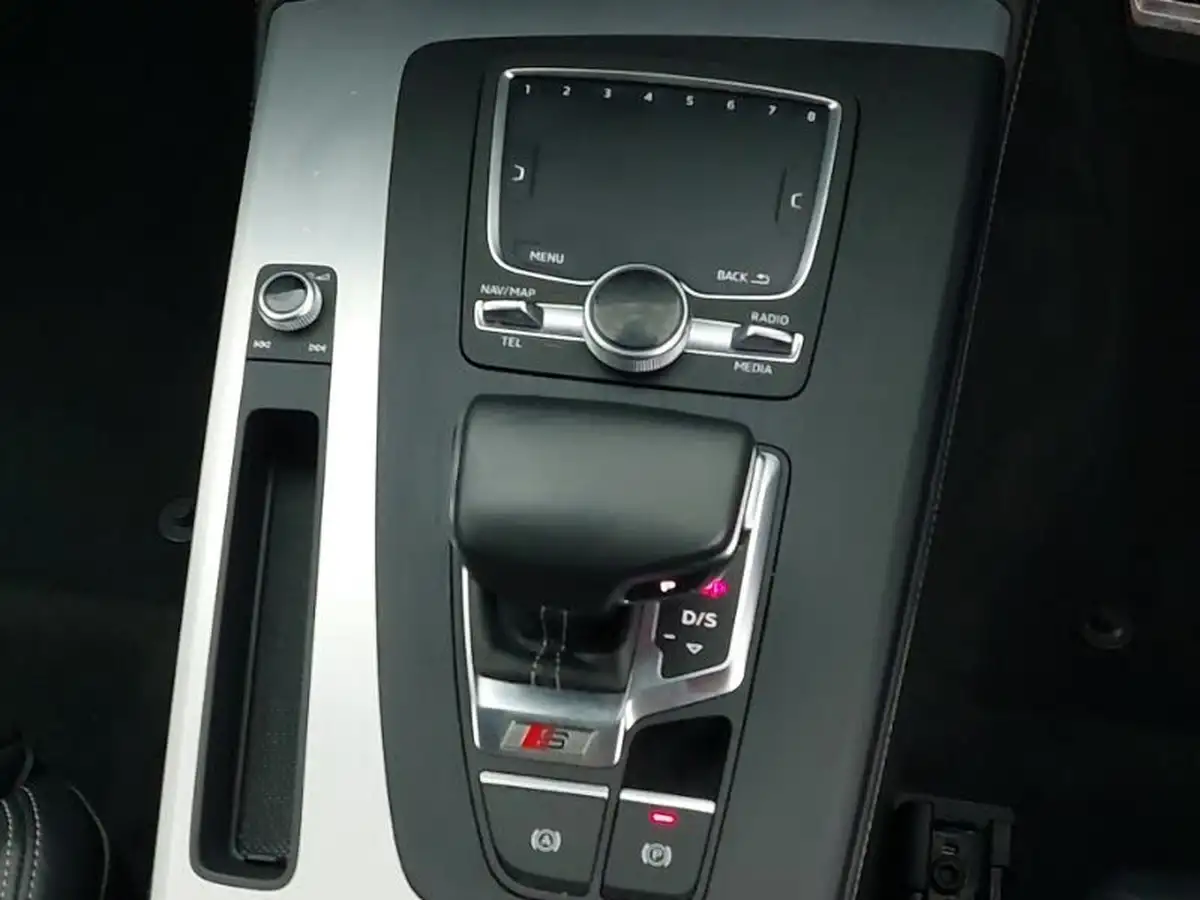 2018-audi-sq5-30-tfsi-quattro-big-17
