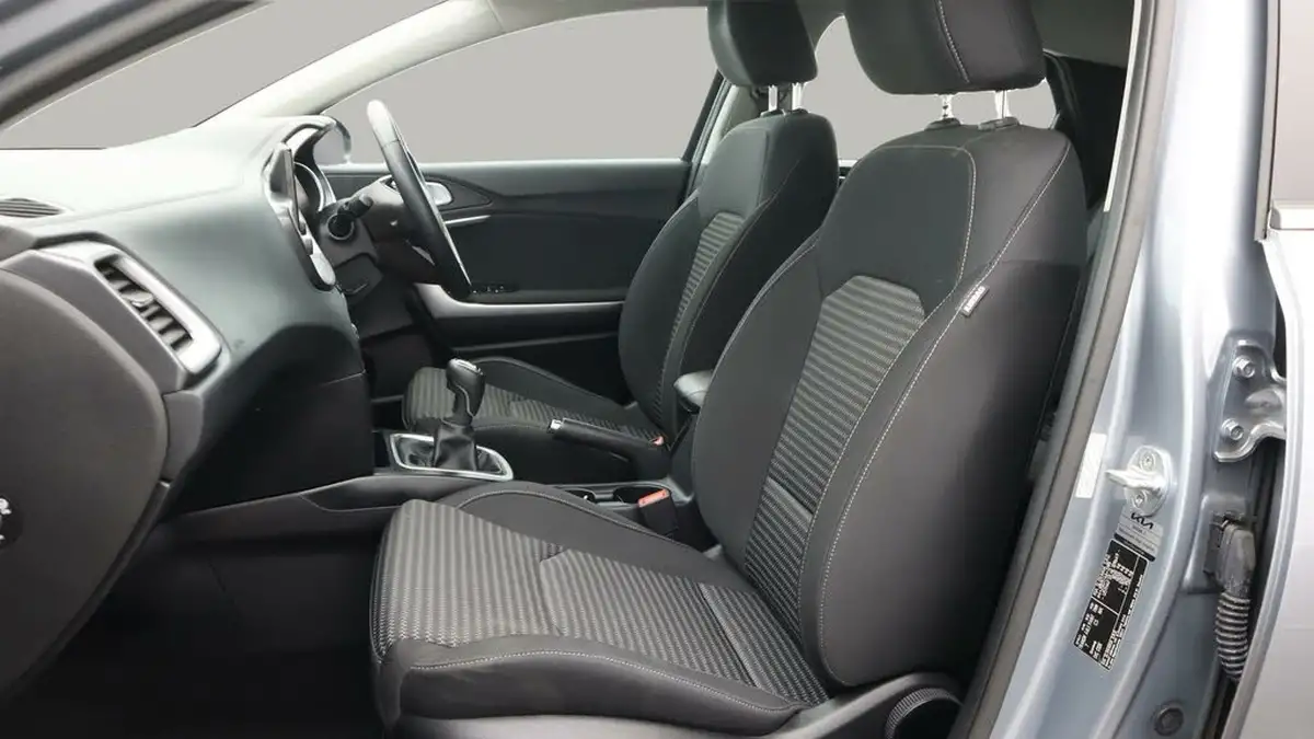 2022-kia-xceed-10-t-gdi-2-big-14