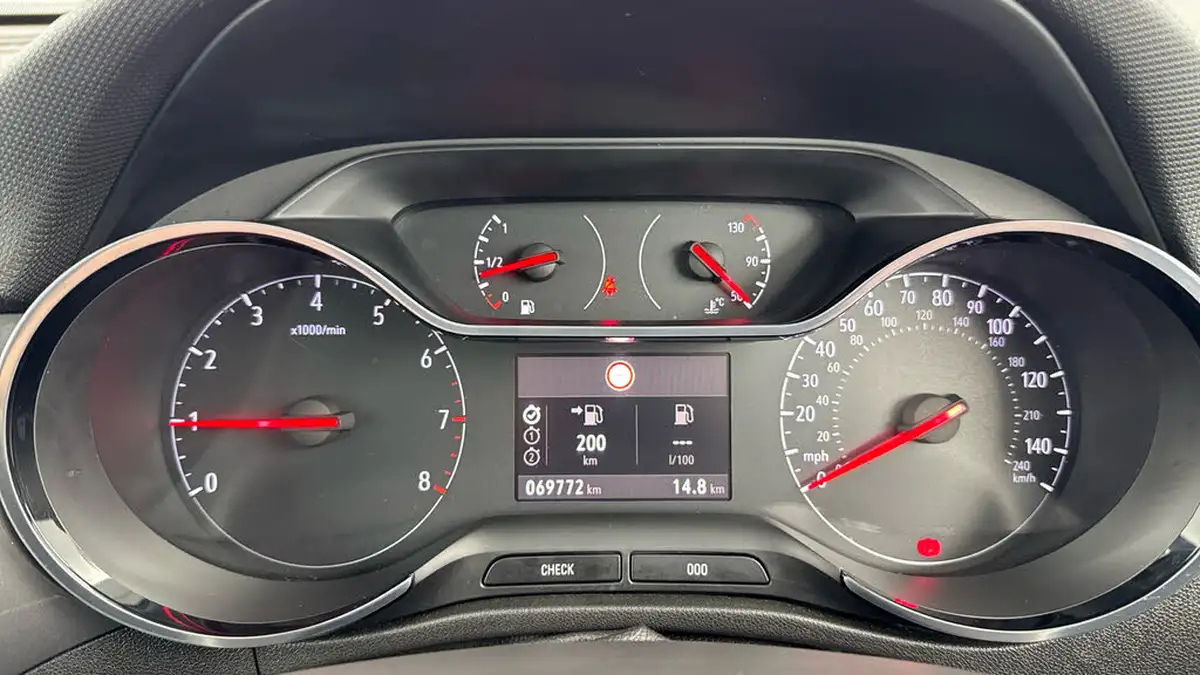 2022-vauxhall-crossland-12-ultimate-130ps-auto-big-12