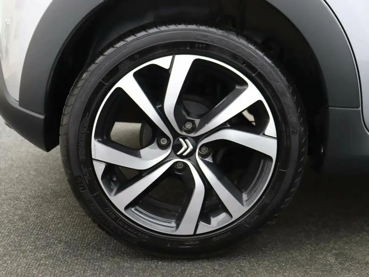 2023-citroen-c3-12-puretech-elle-83ps-ss-big-6