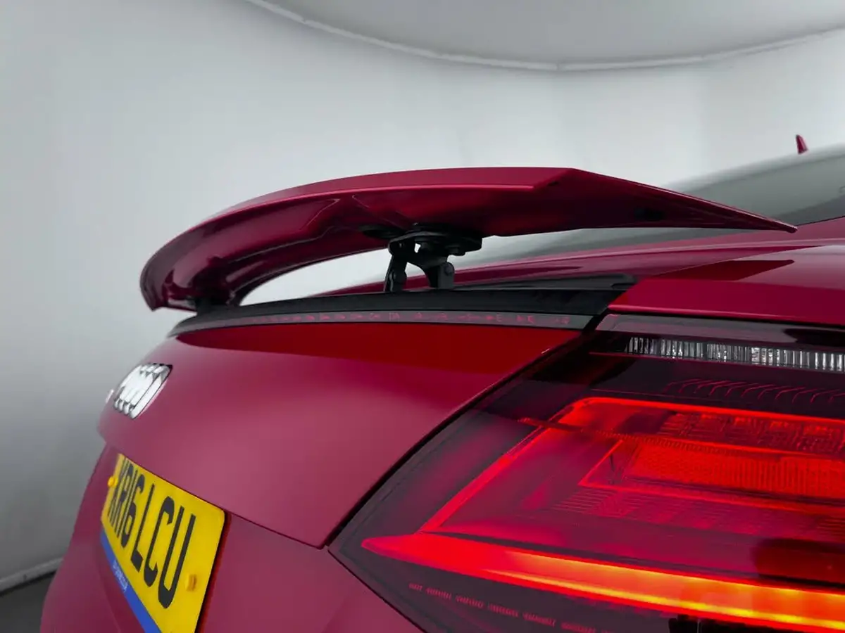 2016-audi-tt-coupe-18-tfsi-s-line-big-12