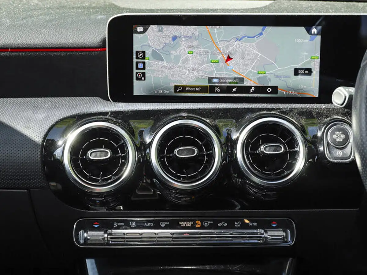 2020-mercedes-benz-a-class-13-a200-amg-line-executive-saloon-4d-big-13