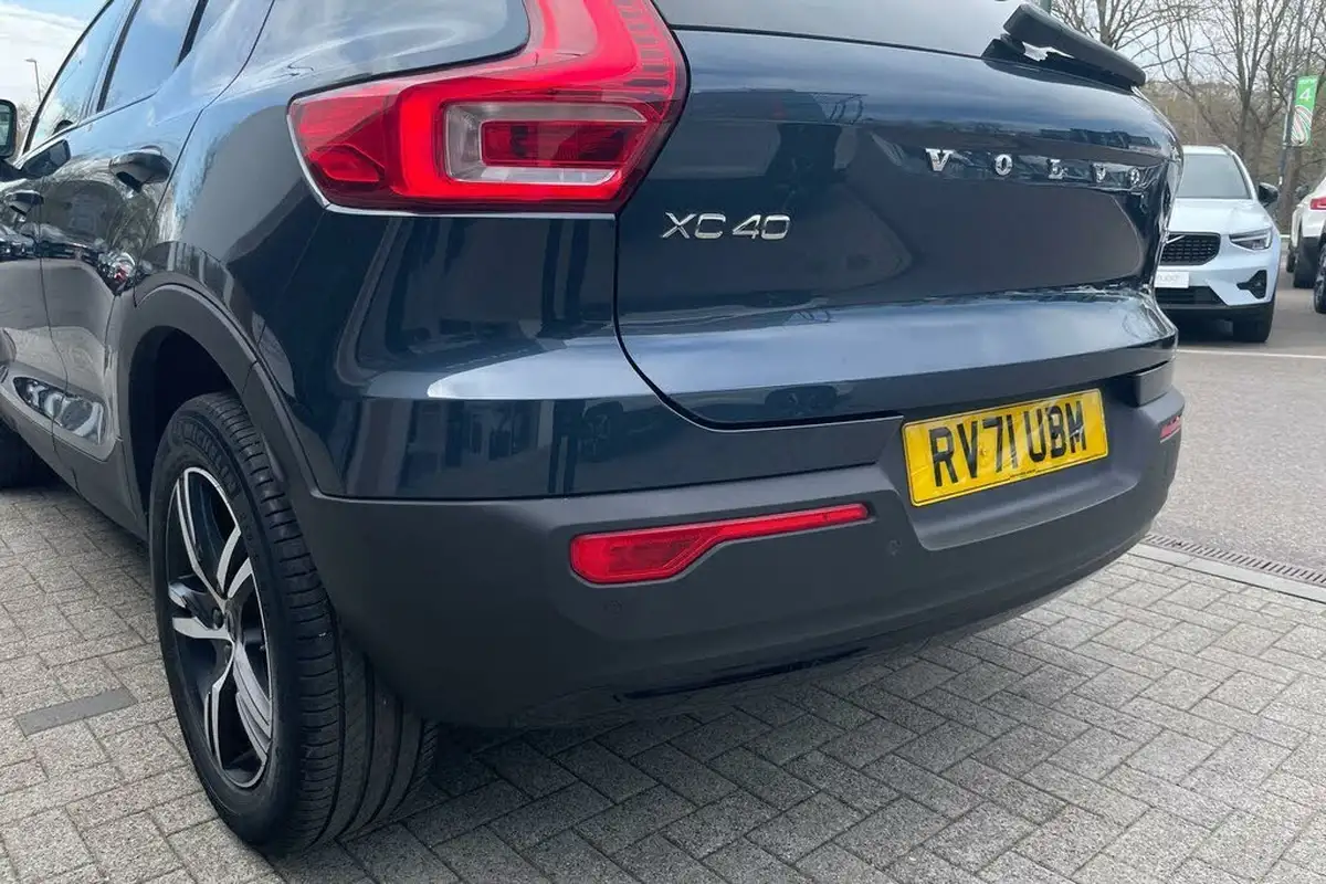 2021-volvo-xc40-15-t3-r-design-161bhp-auto-big-16