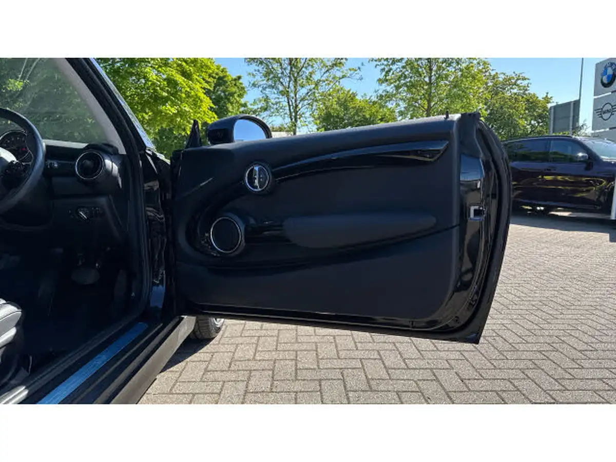 2020-mini-cooper-15-cooper-exclusive-hatchback-3d-auto-big-31