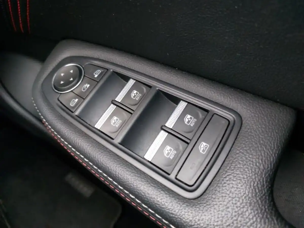 2021-renault-arkana-13-tce-rs-line-big-16