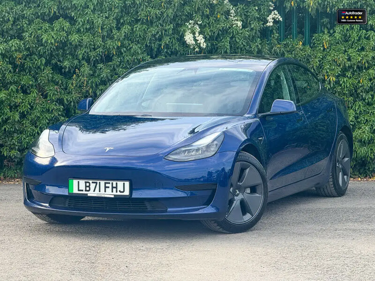 2021-tesla-model-3-e-standard-plus-big-0