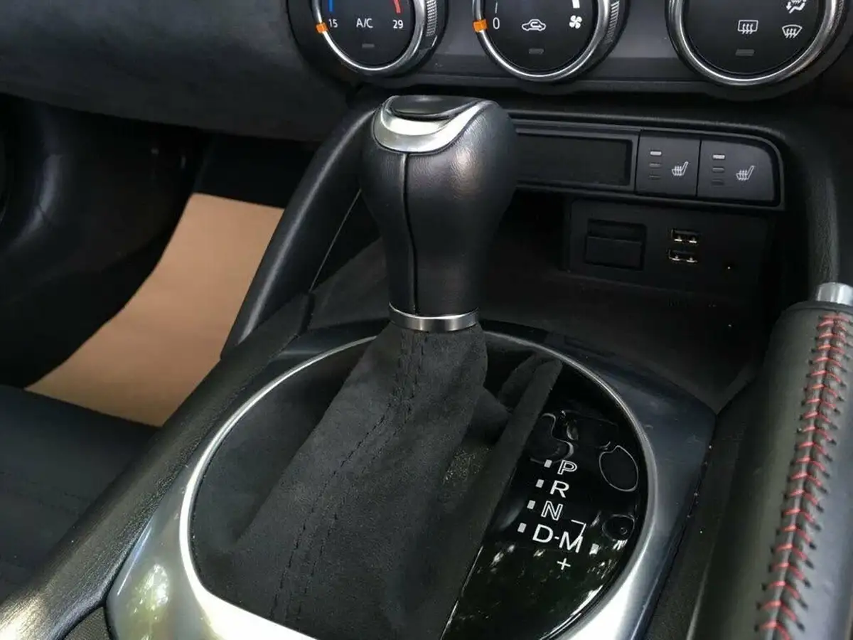 2019-abarth-124-14-multiair-spider-auto-big-13