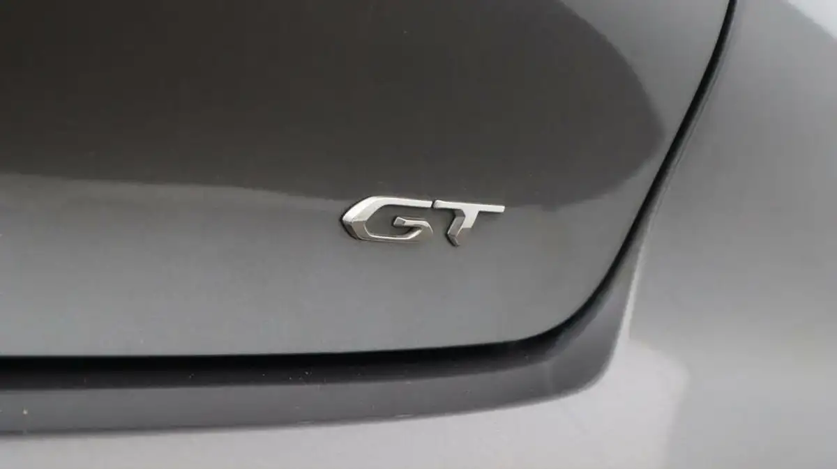 2021-peugeot-208-12-puretech-gt-100bhp-eat8-big-23