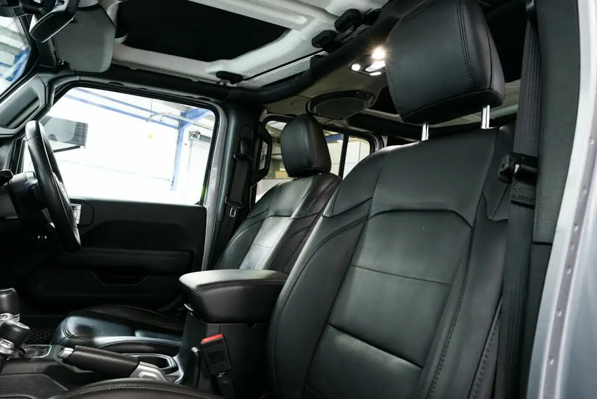 2020-jeep-wrangler-20-gme-night-eagle-big-9