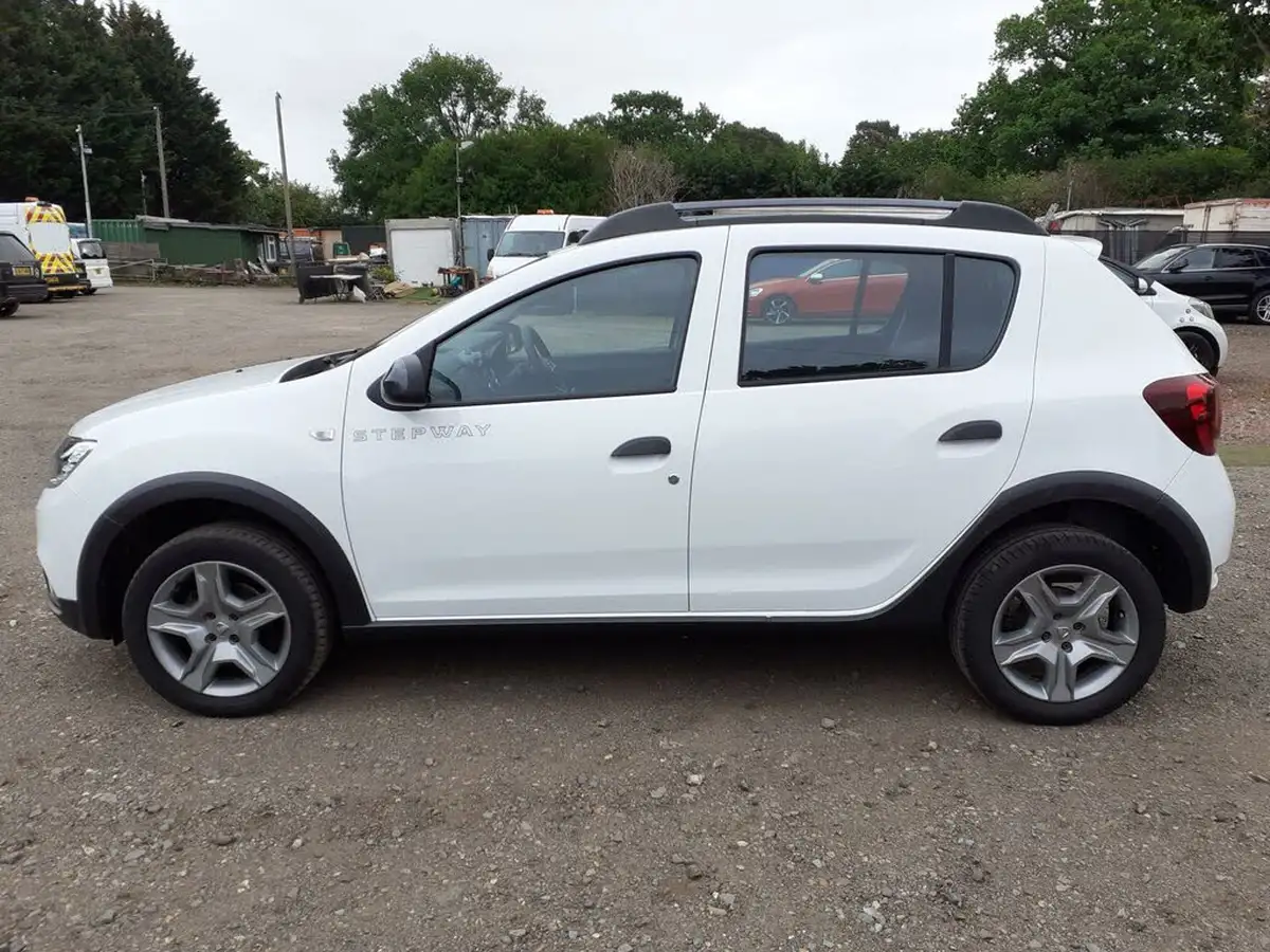 2018-dacia-sandero-stepway-09-tce-essential-big-7
