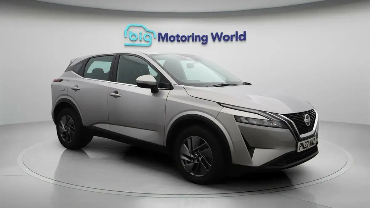 2022-nissan-qashqai-13-dig-t-acenta-premium-140ps-big-1