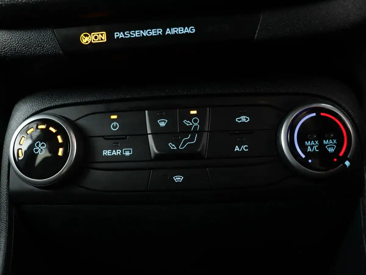 2022-ford-fiesta-10t-st-line-125ps-hybrid-mhev-5d-big-23