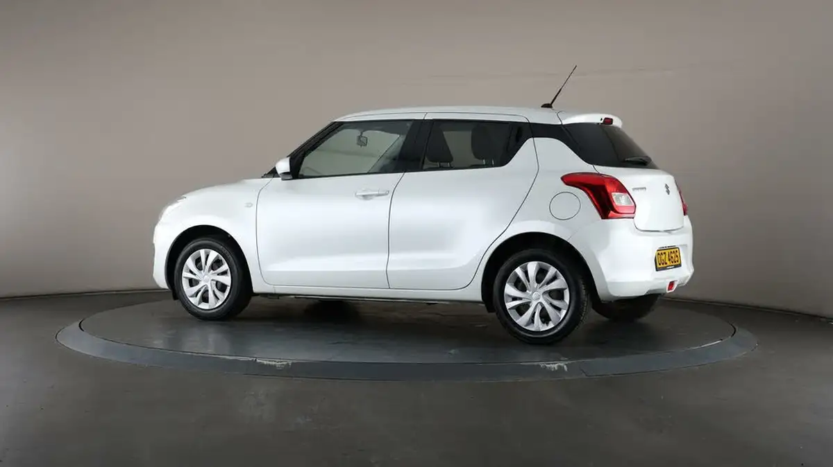2019-suzuki-swift-12-dualjet-attitude-big-73