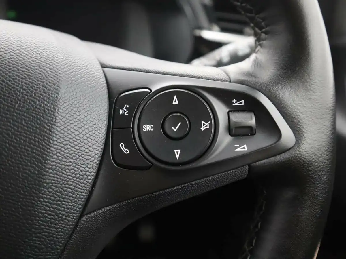 2022-vauxhall-corsa-12-turbo-elite-edition-big-32